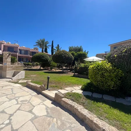 Regina Gardens Ii - Cudowny W *