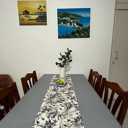 Regina Gardens Ii - Cudowny W