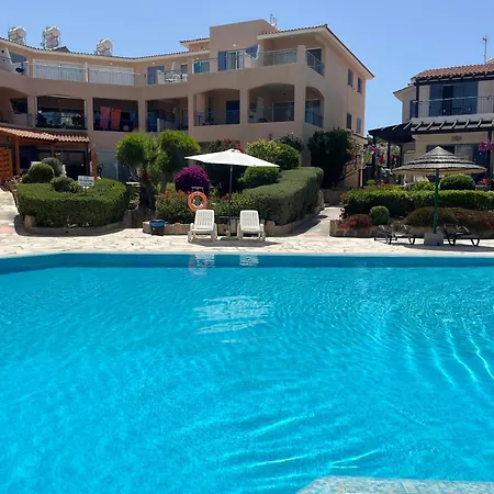 Regina Gardens Ii - Cudowny W