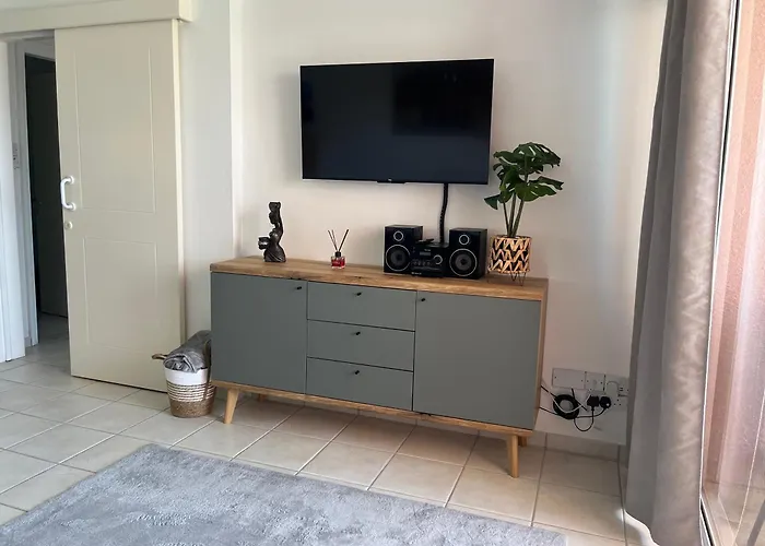 Regina Gardens Ii - Cudowny W