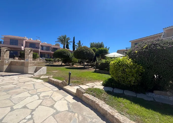 Regina Gardens Ii - Cudowny W *